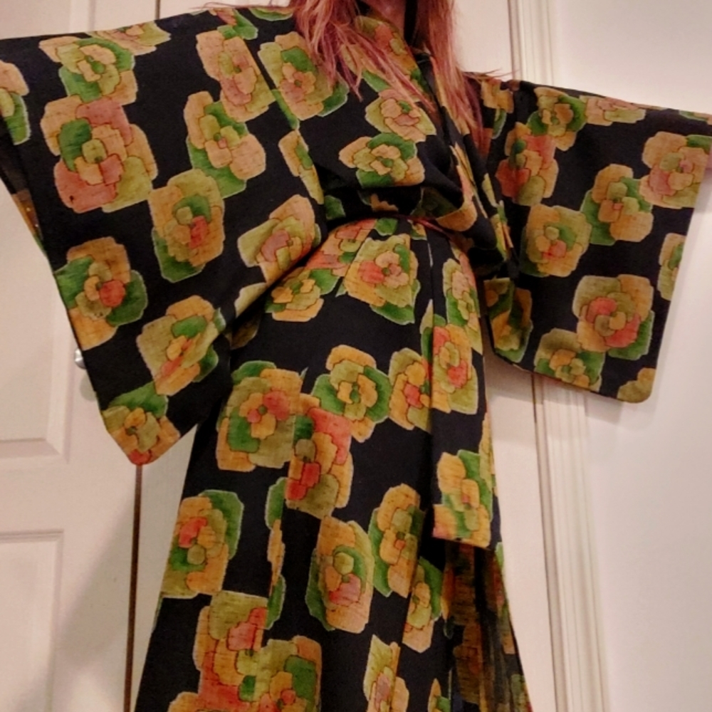 1940's - 50's geometric floral wool blend kimono from Japan